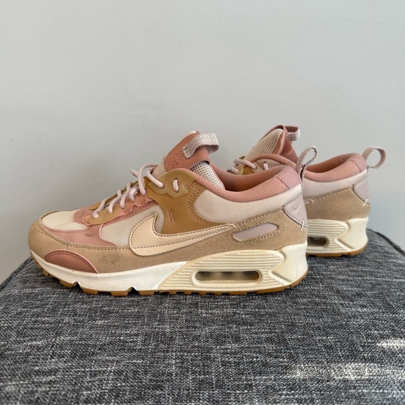 Nike Women's Air Max 90 Futura  Sneakers in Sanddrift, Size 8, Good Condition! - Picture 7 of 10